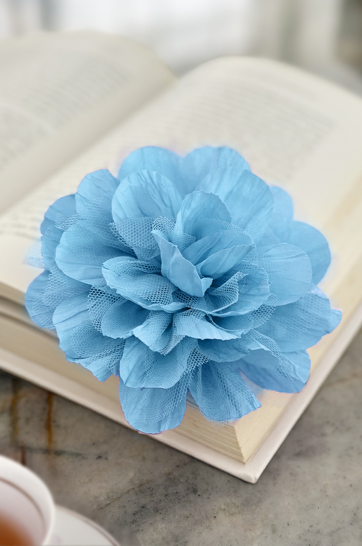 Petite Pétale Follies Flower Brooch Clip (Baby Blue) - Kitten D'Amour