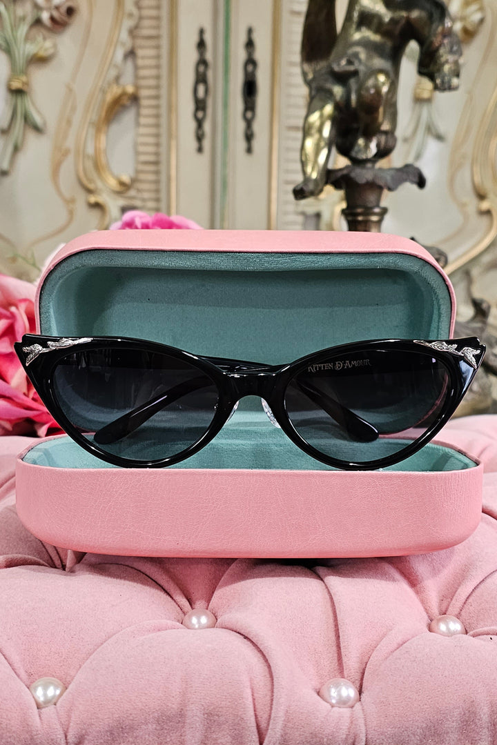 D'Amour Ava Sunglasses (Classic Black) - Kitten D'Amour