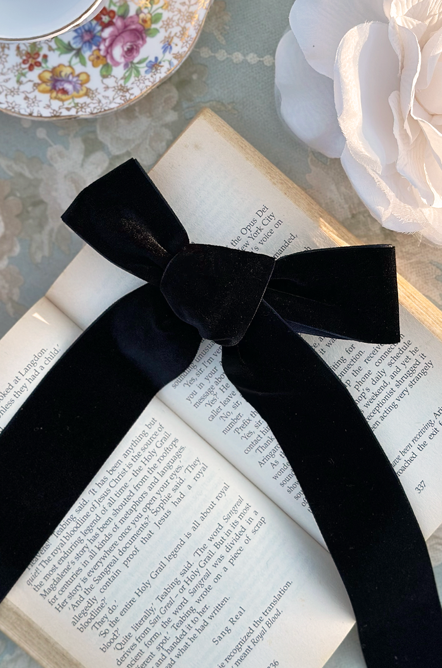 Dauphine Follies Velvet Hair Bow - Kitten D'Amour