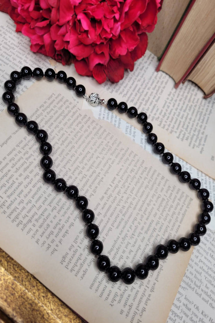 Carmen Short Pearl Necklace (Black) - Kitten D'Amour