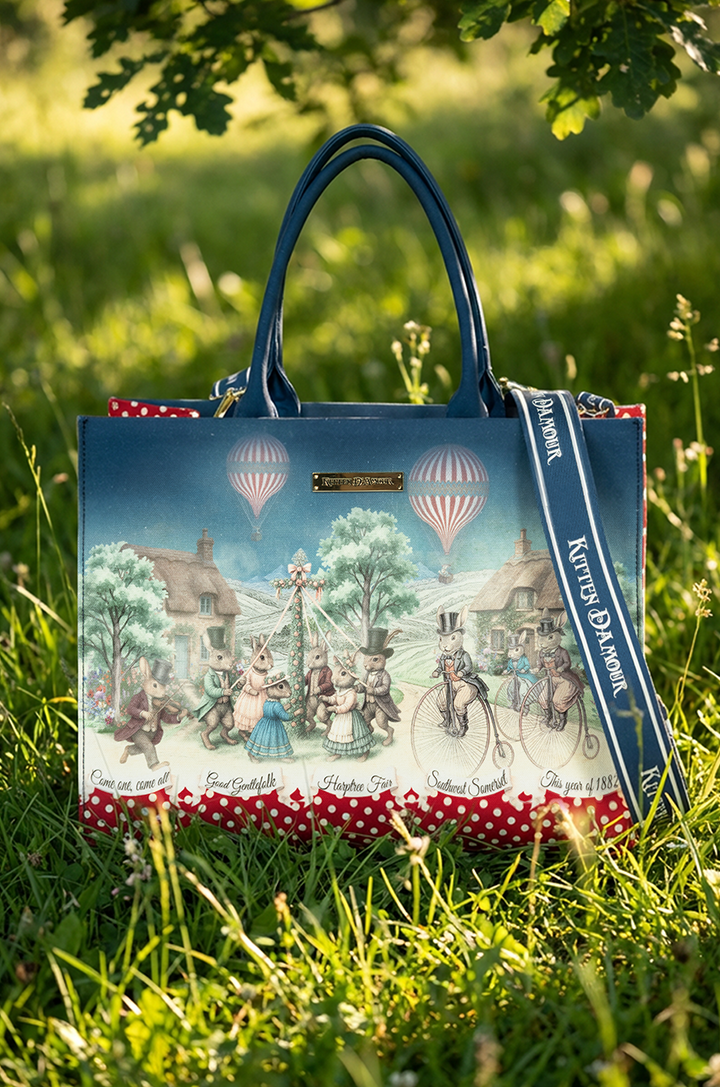 Harptree Village Bag