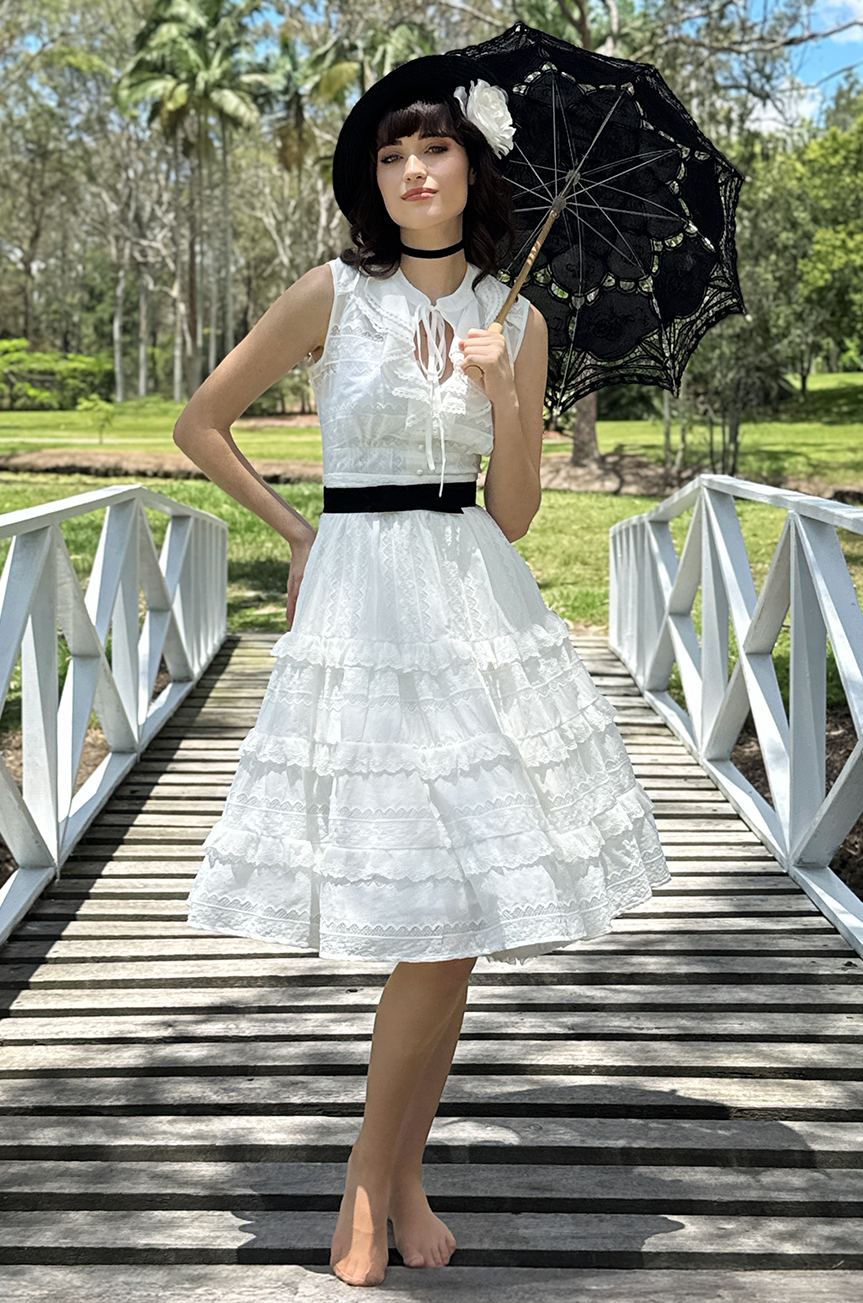 Porcelain Blouse With Singlet