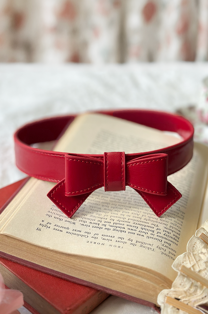 Pretty Kitty Follies Bow Belt (Red)