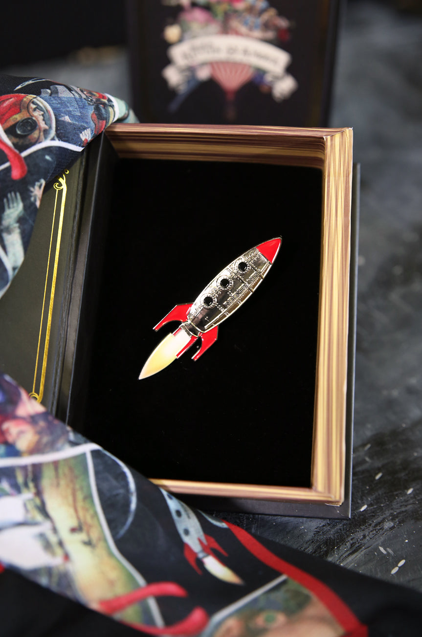 Fly Me To The Moon Brooch - Kitten D'Amour