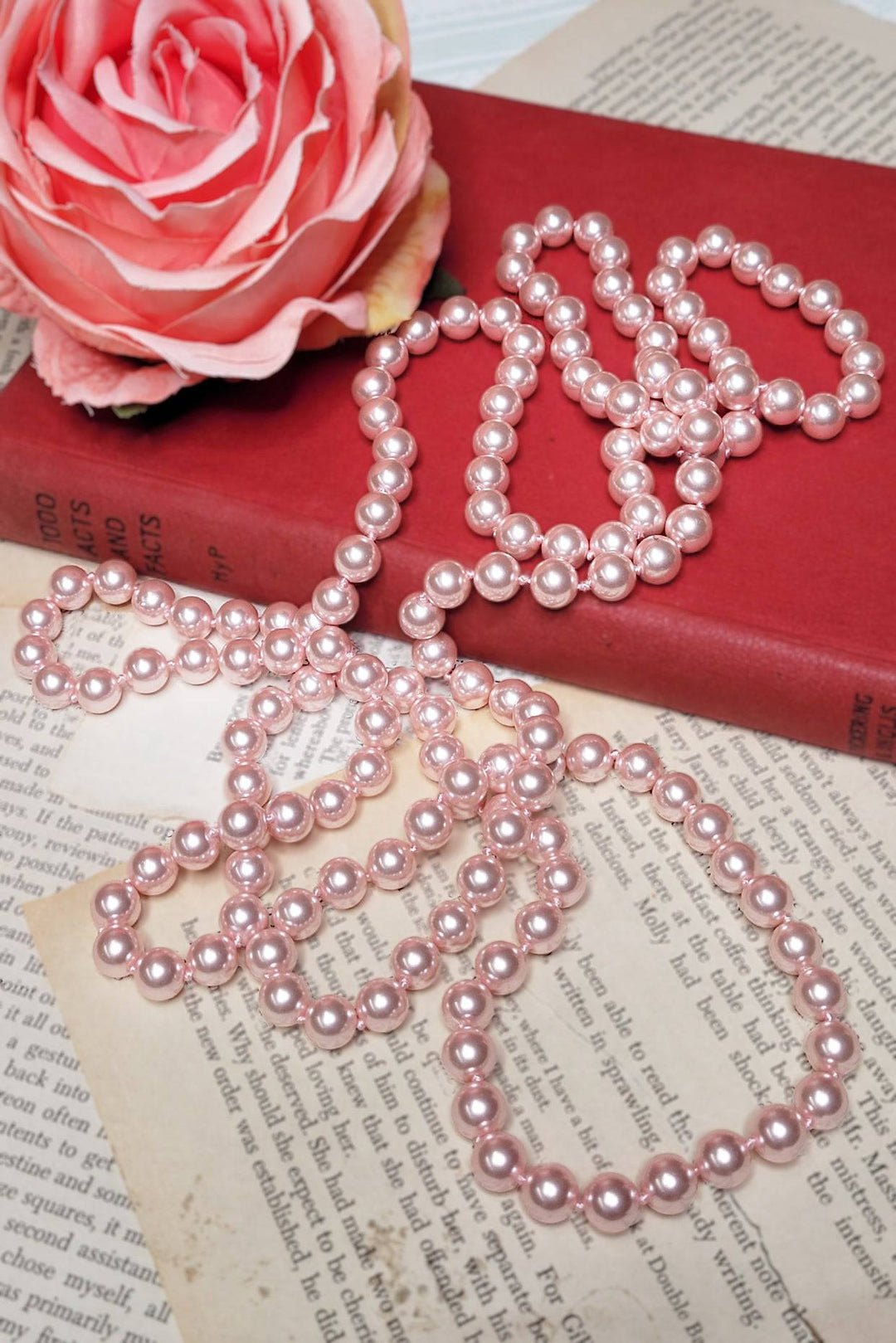 La Traviata Long Pearl Necklace (Pale Pink) - Kitten D'Amour