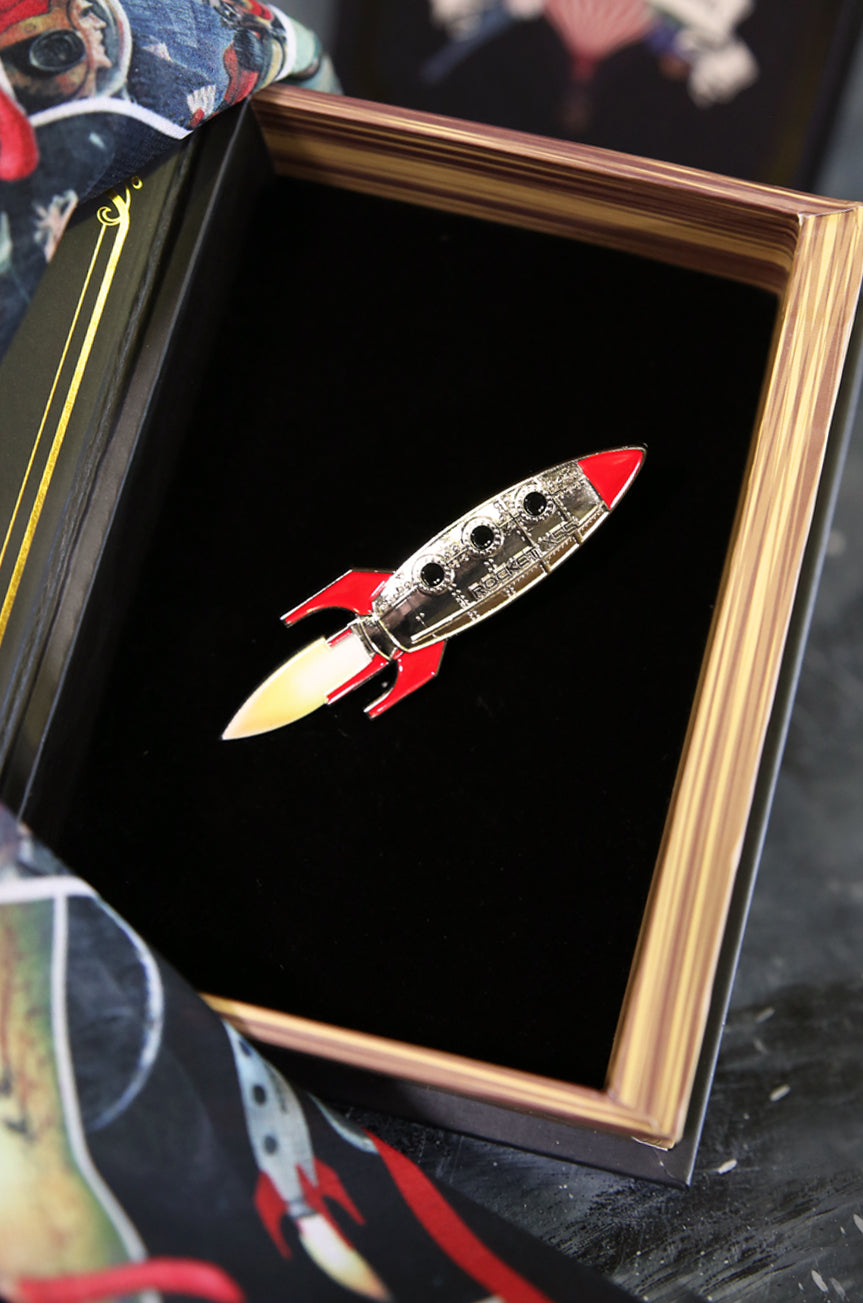Fly Me To The Moon Brooch - Kitten D'Amour